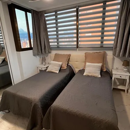 Blue Big Lagoon Trinisol2 Apartman Benidorm